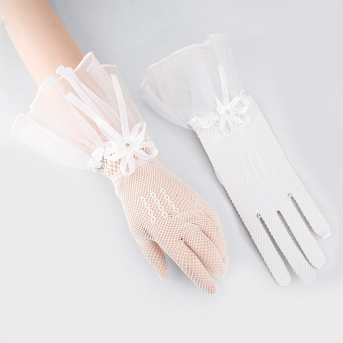 Floral net Wrist Length Bridal Gloves